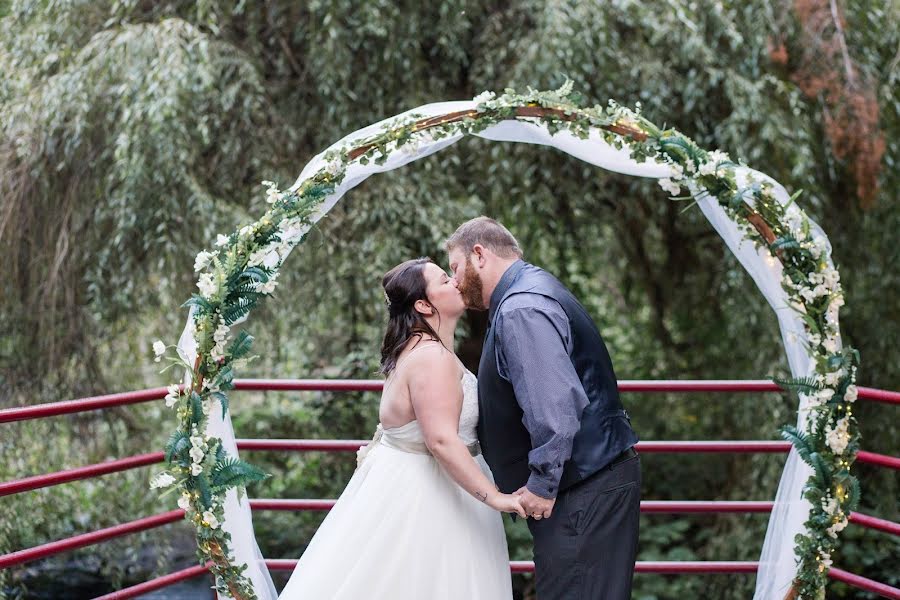 Fotógrafo de casamento Meaghan Harvey (meaghanharvey). Foto de 8 de maio 2019