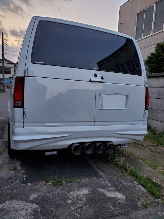 けーとさんが投稿したアストロ・アメ車・シボレー・サバーバンに関するカスタム事例の投稿画像1枚目
