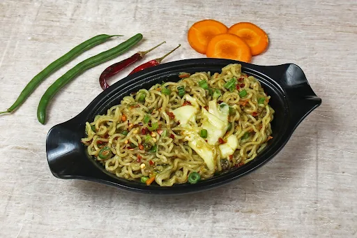 Butter Chilli Cheese Maggi