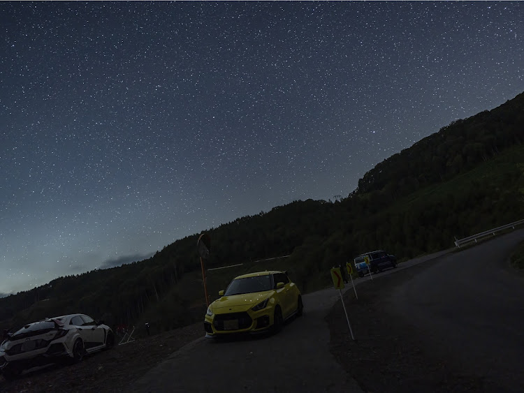 スイフトスポーツの酷道299号線・星空と愛車・天の川と愛車・星空コラボ・天の川コラボに関するカスタム事例の投稿画像3枚目