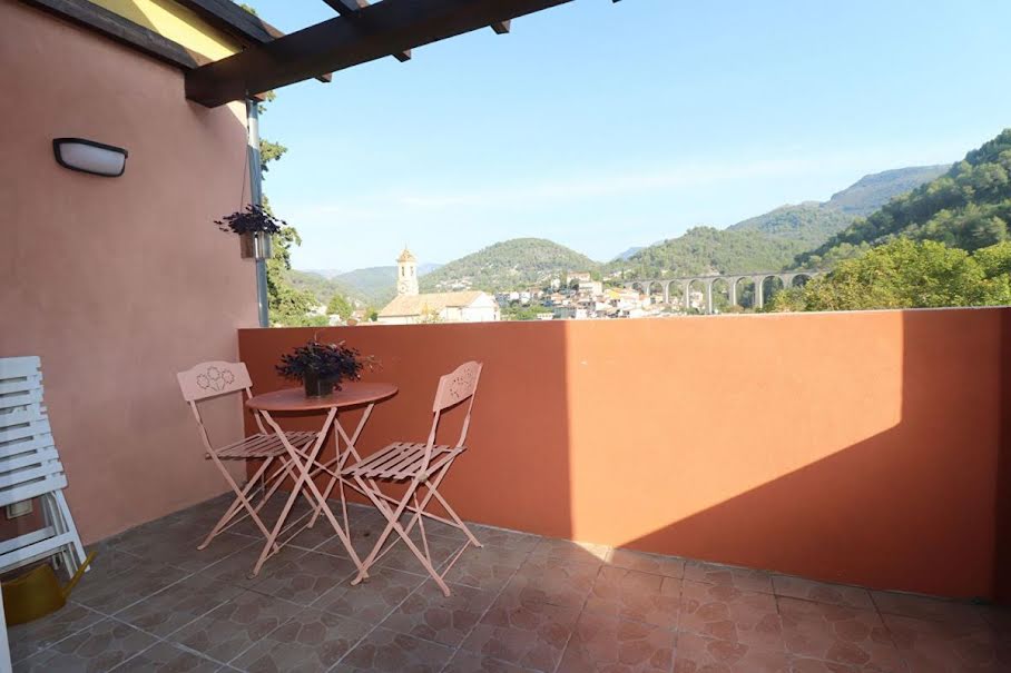 Vente appartement 4 pièces 70 m² à L'Escarène (06440), 225 000 €