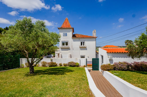 Farmhouse with garden and pool 2