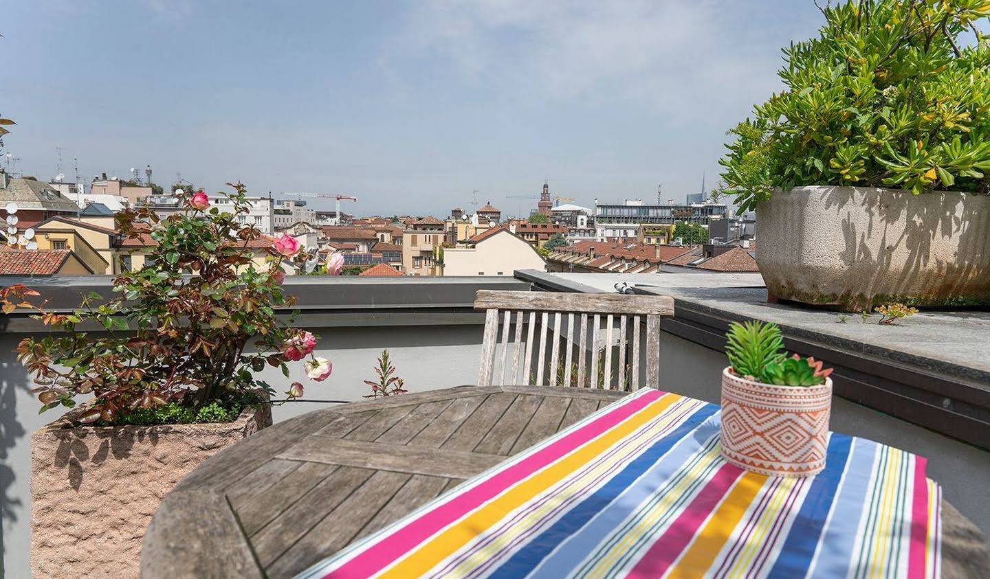 Apartment with terrace Milan