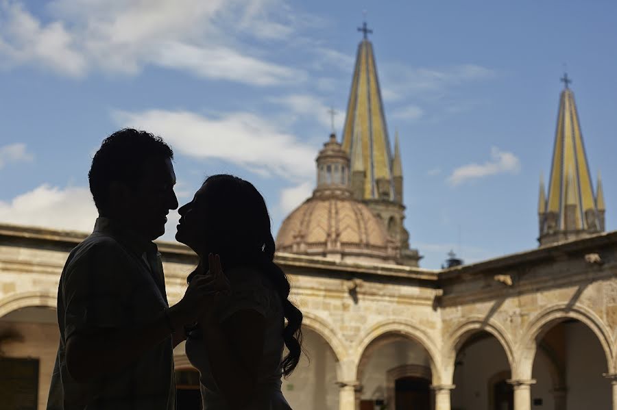 Fotógrafo de casamento Evgeniya Kostyaeva (evgeniakostiaeva). Foto de 2 de outubro 2013