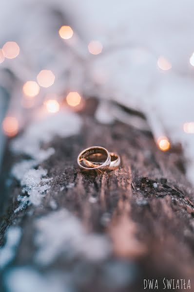 Fotógrafo de casamento Hubert Buchowski (dwaswiatla). Foto de 8 de março 2019