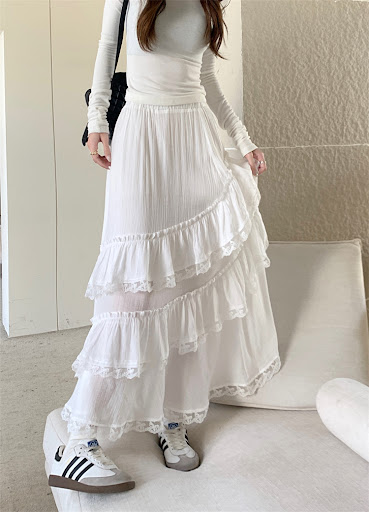 Title 4, Womens Summer Irregular Lace Cake Skirt. Light...