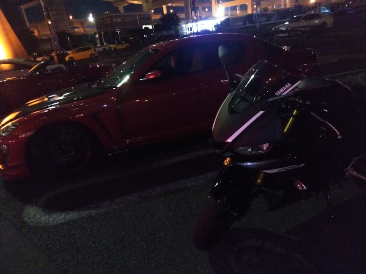 RX-8の大黒PA・夜大黒・大黒のレストランは21時まで・楽しかったに関するカスタム事例の投稿画像4枚目