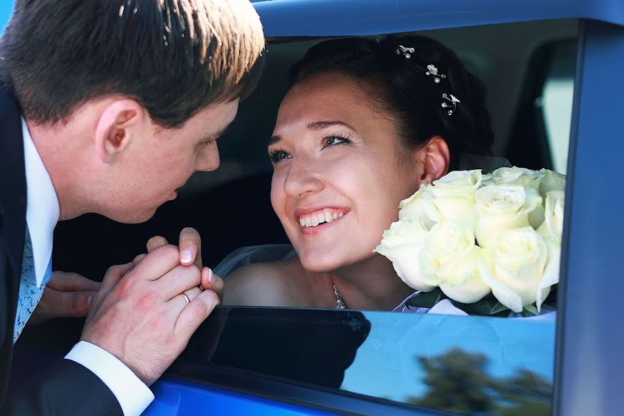 Wedding photographer Tatyana Studenikina (studenikina). Photo of 18 May 2013