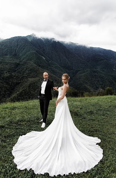 Fotografo di matrimoni Yuliya Kossovich (lnnlbqm). Foto del 6 giugno 2022