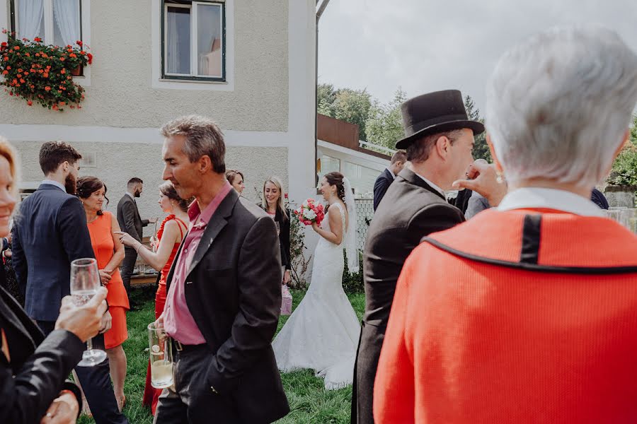 Fotógrafo de casamento Yuliya Milberger (weddingreport). Foto de 12 de dezembro 2017