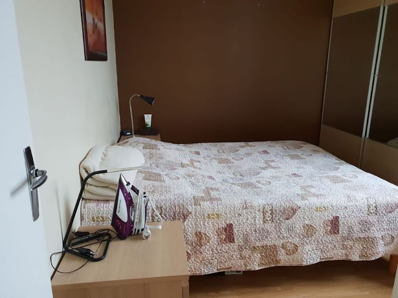 Location meublée appartement 3 pièces 58 m² à Villeurbanne (69100), 985 €