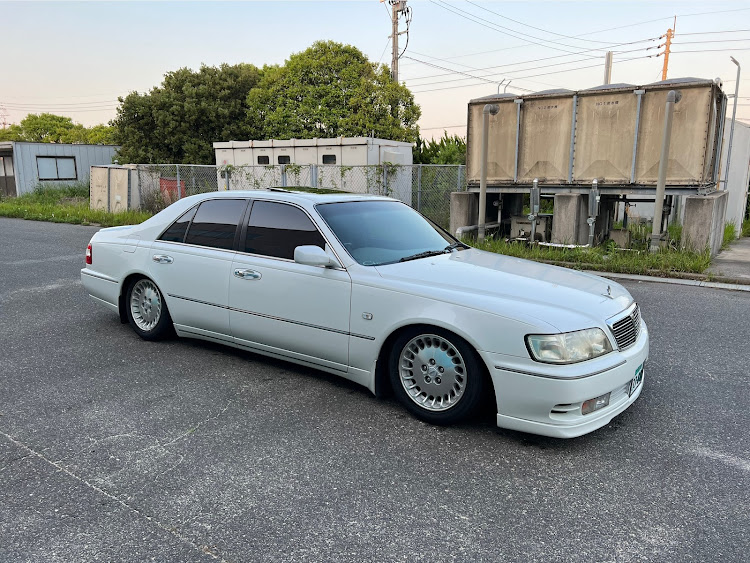 シーマのシーマ・Y33シーマに関するカスタム事例の投稿画像1枚目