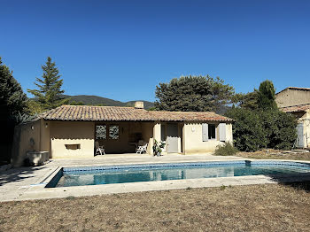 villa à Lourmarin (84)