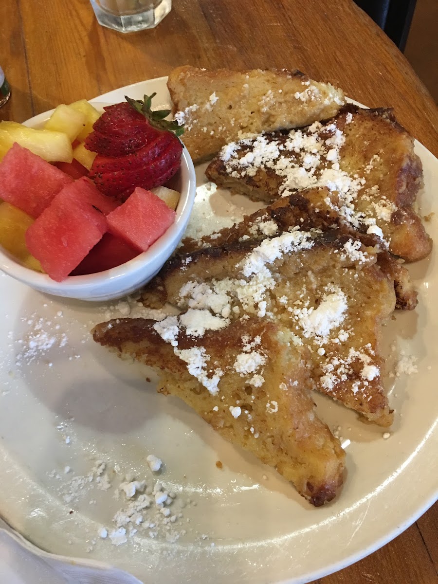 Wildwood Bakery in Austin! Fabulous French toast!