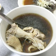 鹽埕鴨肉意麵