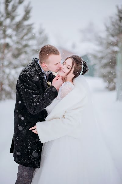 Wedding photographer Ulyana Titova (titovaulyana). Photo of 25 February 2022