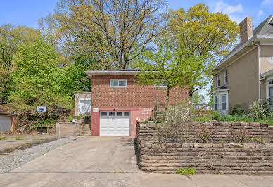 House with terrace 1