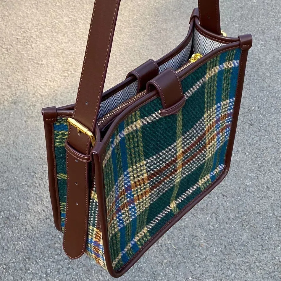 Dames Retro Messenger Bucket Schoudertas, betaalbare luxe, perfect voor een stijlvolle en praktische look. Ideaal voor dagelijks gebruik.