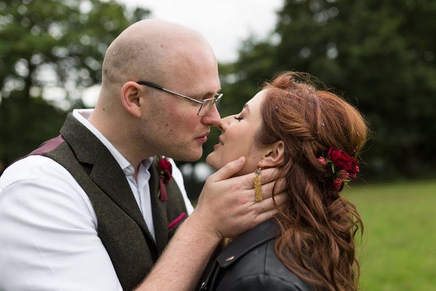 結婚式の写真家Kathryn Gibbons (katannephoto)。2023 6月8日の写真