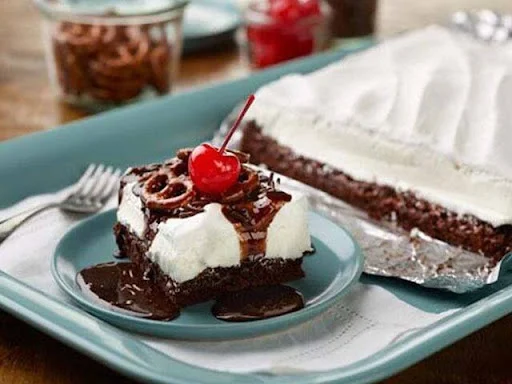 Chocolate Cake Sundae