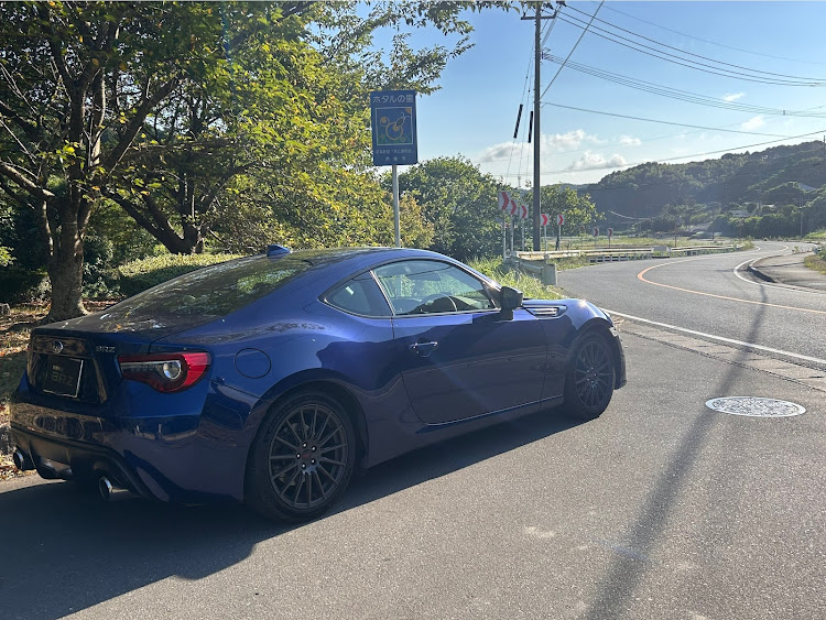 BRZの啓介ペダル・涼介ペダル・かのこゆり・パティスリークレア・ちょうど車が汚れるくらい降る🐌に関するカスタム事例の投稿画像4枚目