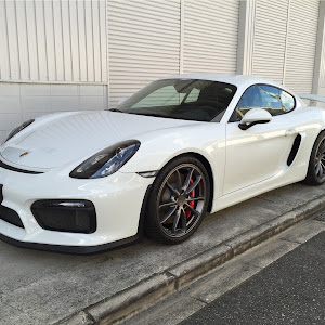 ケイマン GT4