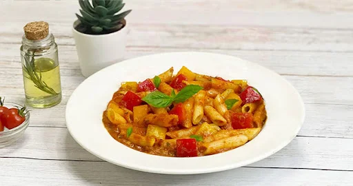 Colored Peppers Arrabiata Pasta