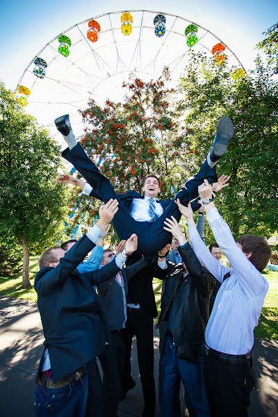 Wedding photographer Pavel Neunyvakhin (neunyvahin). Photo of 17 October 2013