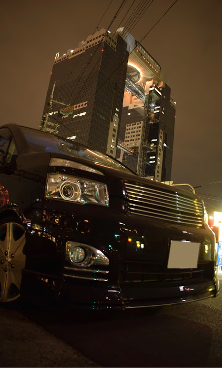 ヴォクシーのNoTorious〓・梅田スカイビル・カメ活・一眼レフに関するカスタム事例の投稿画像5枚目