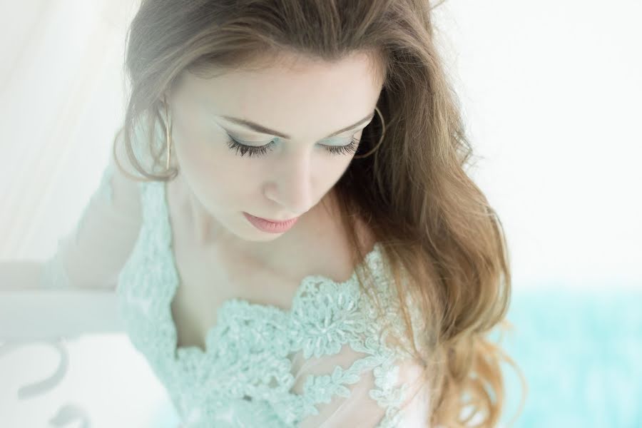 婚禮攝影師Yuliya Averina（averinajulia）。2015 6月10日的照片