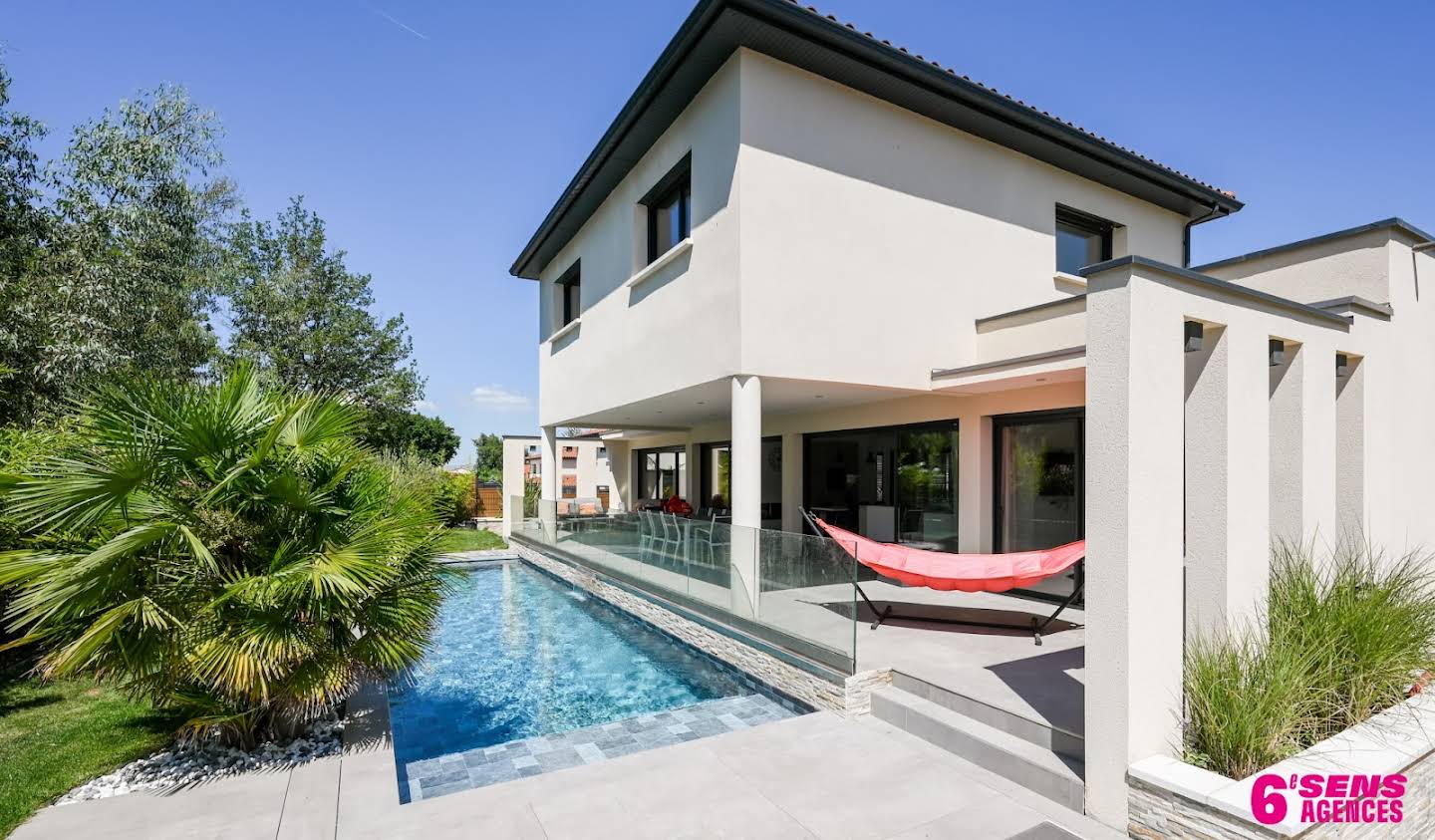 Maison avec piscine et terrasse La Tour-de-Salvagny