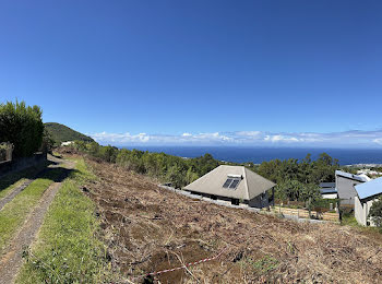 terrain à Saint Pierre (974)