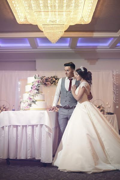 Wedding photographer Razvan Boiciuc (fotoluxboiciuc). Photo of 24 February 2019