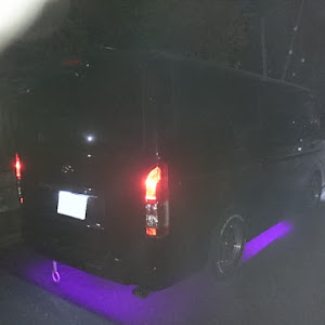 ハイエースバン GDH201V