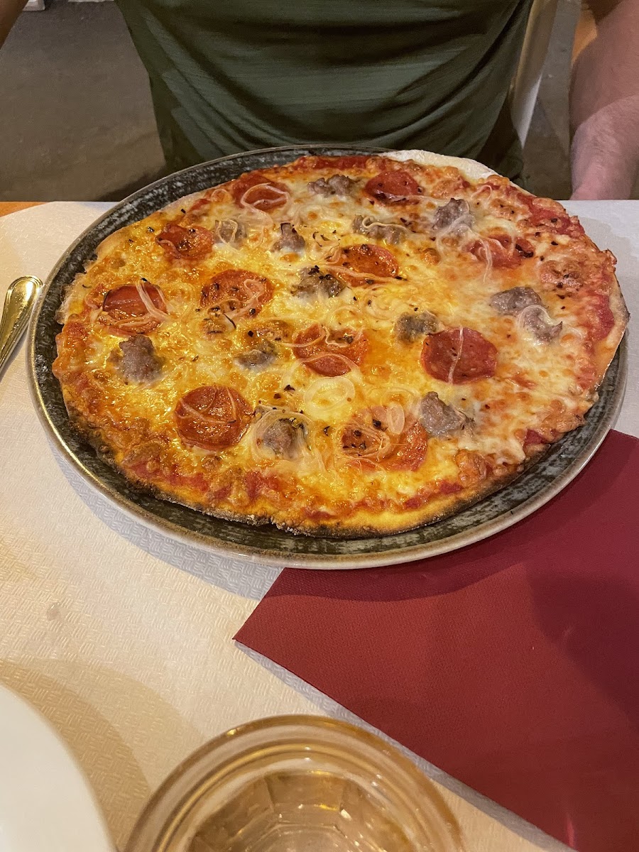 Gluten-Free at Pizzeria La Cantina