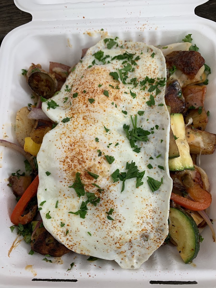 Hash veggies with eggs