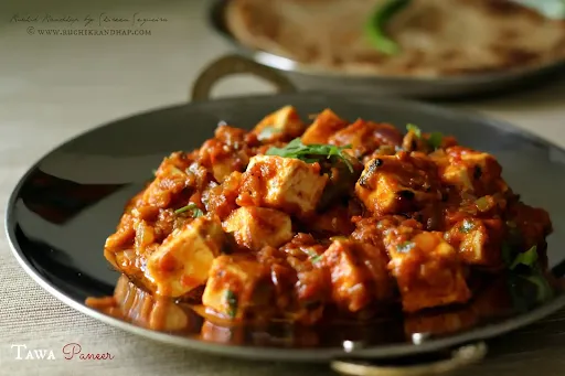 Tawa Paneer With 2 Plain Paratha