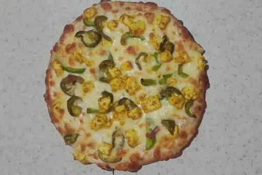 Paneer Makhni Flavour Pizza