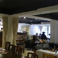 Cross Caf'e 克勞斯咖啡店