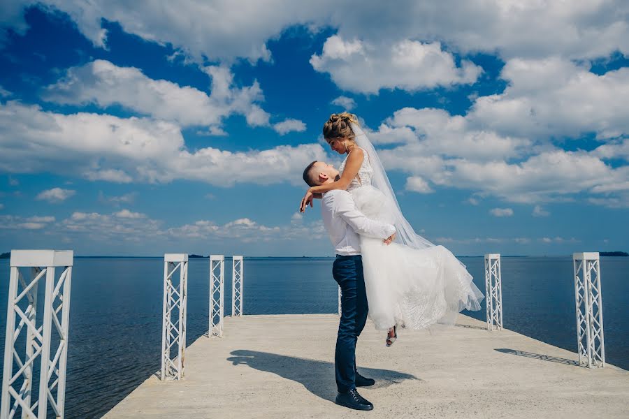 結婚式の写真家Maks Khomchenko (maxxhouse)。2021 9月15日の写真