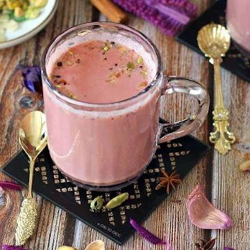 unusual-chai-recipes_KashmiriNoonChai_ChilitoChoc