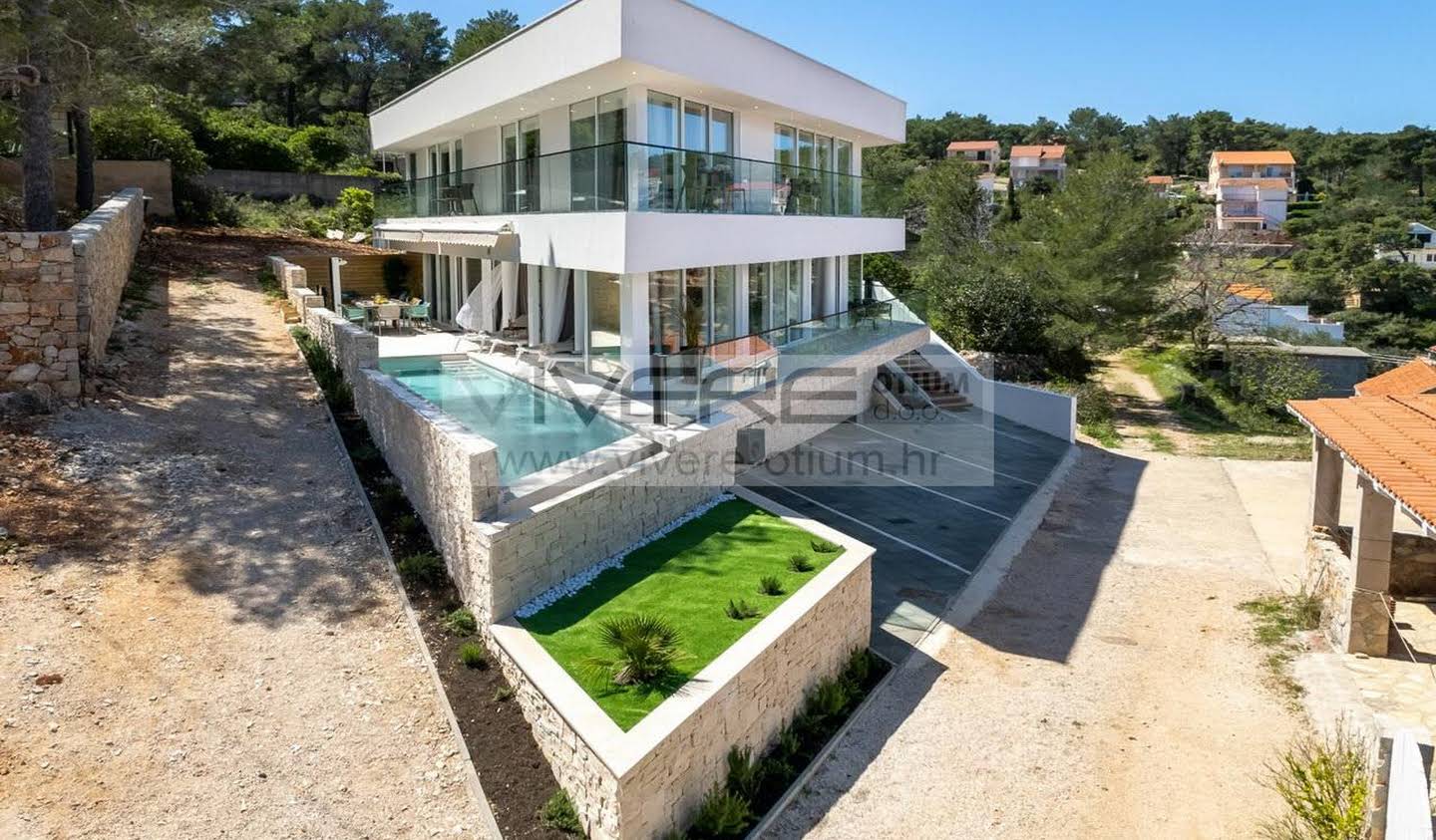 Villa with pool and terrace Vrboska