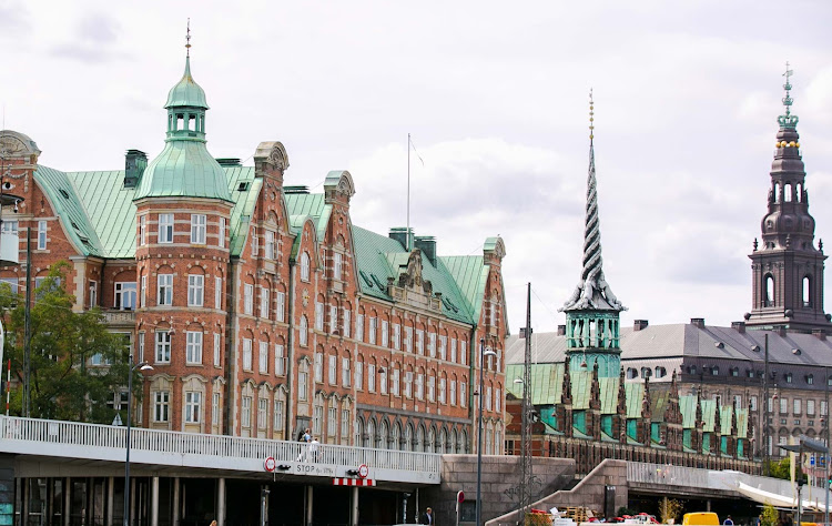   Børsen, also known as Børsbygningen, is a historic building dating to the 1600s that served as a major stock exchange in central Copenhagen.