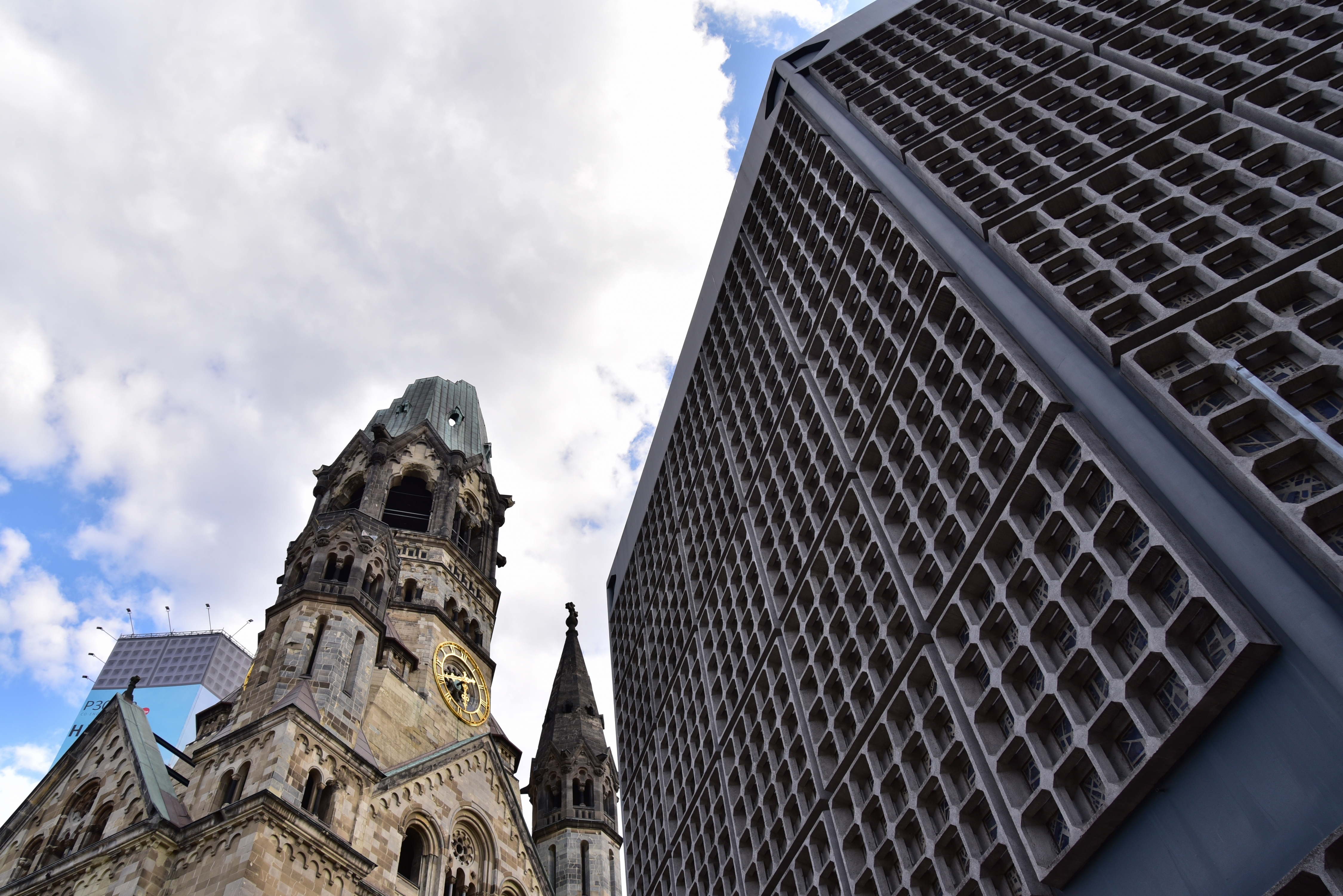 Ciò che la guerra non distrugge di Ilaria Bertini