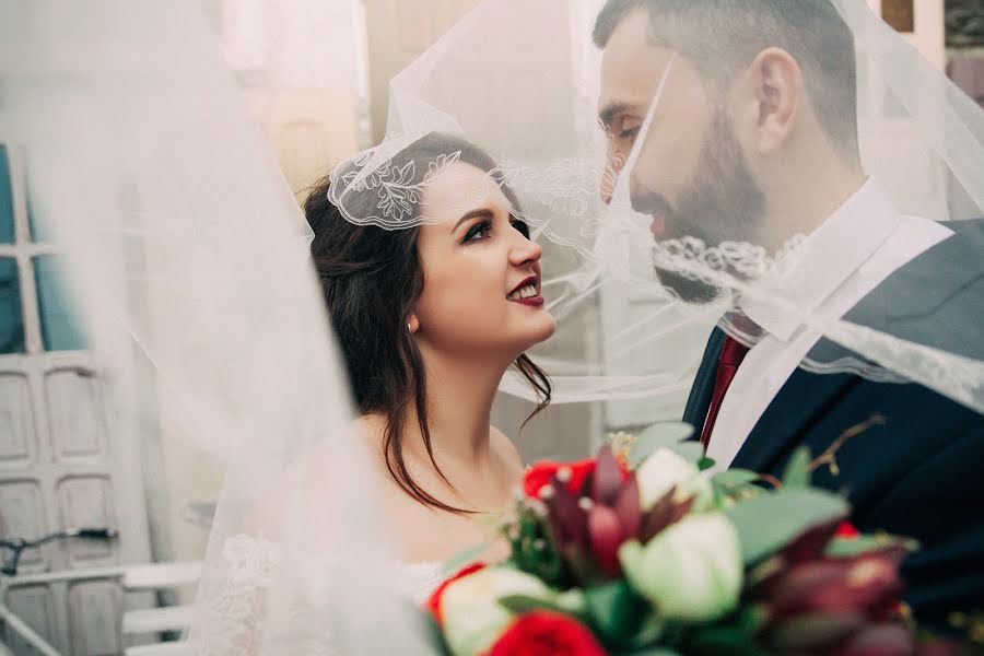 Wedding photographer Yuliya Petrova (petrova). Photo of 11 November 2017