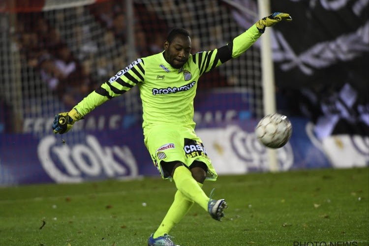 Verrassende goalie onder de lat bij Charleroi? 