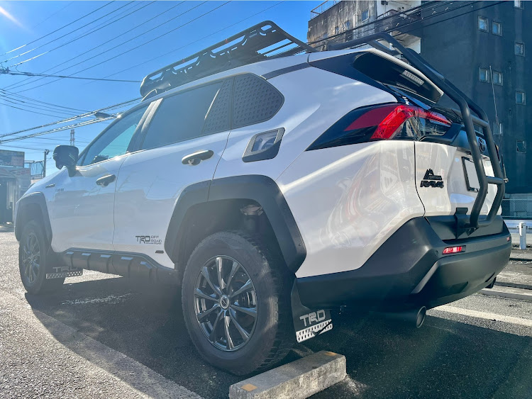 RAV4のスタッドレスタイヤ不満・RAV4・洗車・HYBRIDADVENTUREに関するカスタム事例の投稿画像3枚目