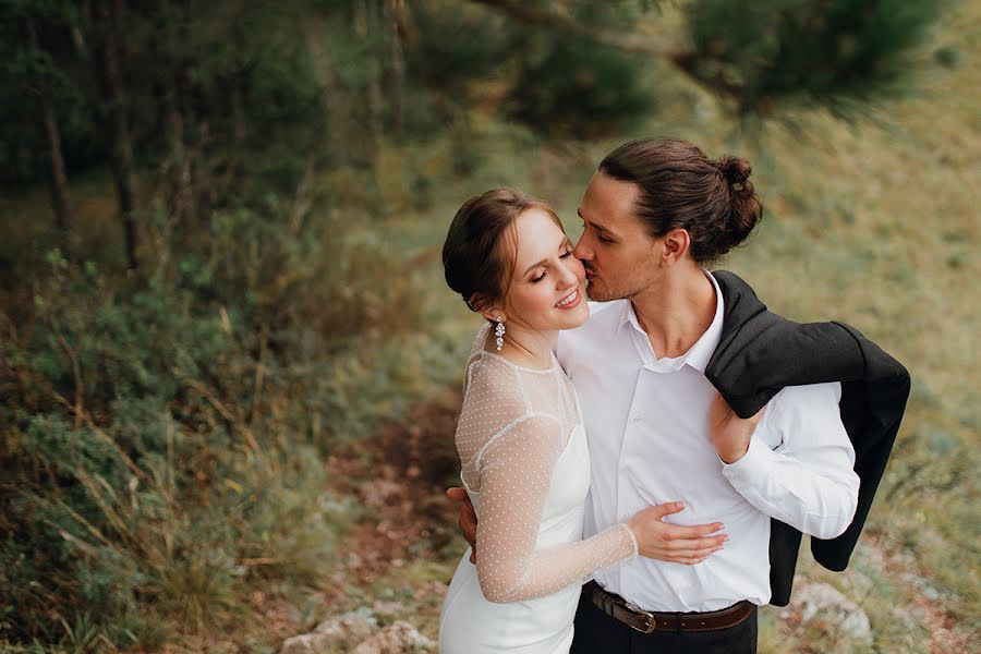 Fotografo di matrimoni Alena Babushkina (bamphoto). Foto del 2 novembre 2021