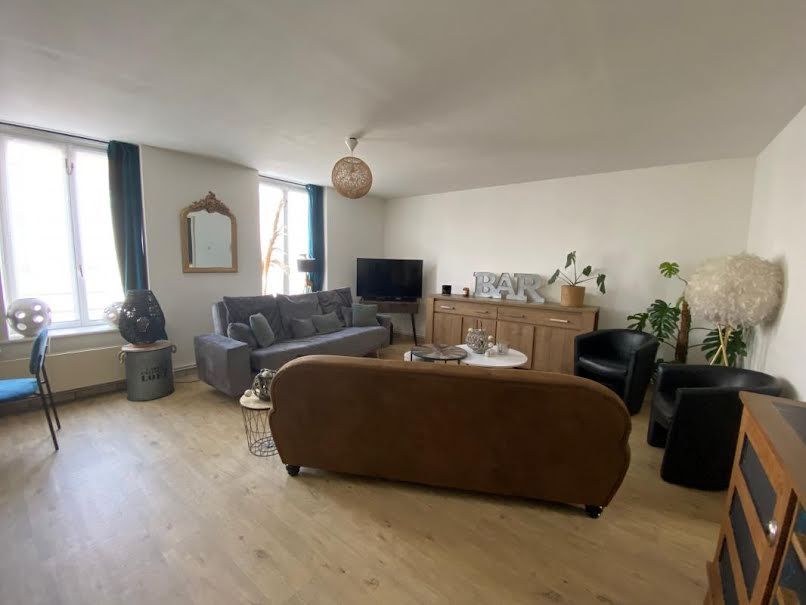 Location  appartement 3 pièces 69 m² à Calais (62100), 589 €