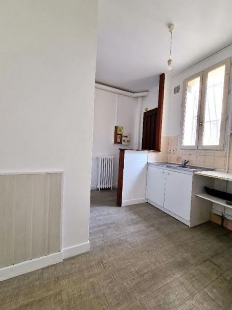 Vente appartement 2 pièces 33 m² à Ivry-sur-Seine (94200), 170 000 €